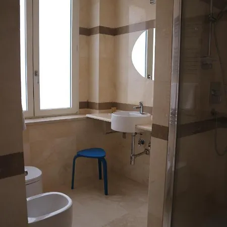 Home33 Неаполь