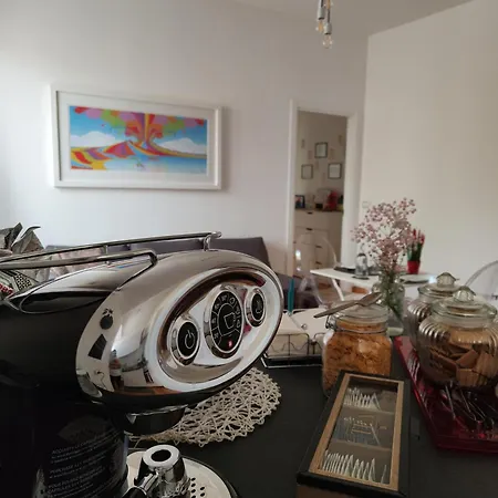 Home33 בית הארחה נאפולי
